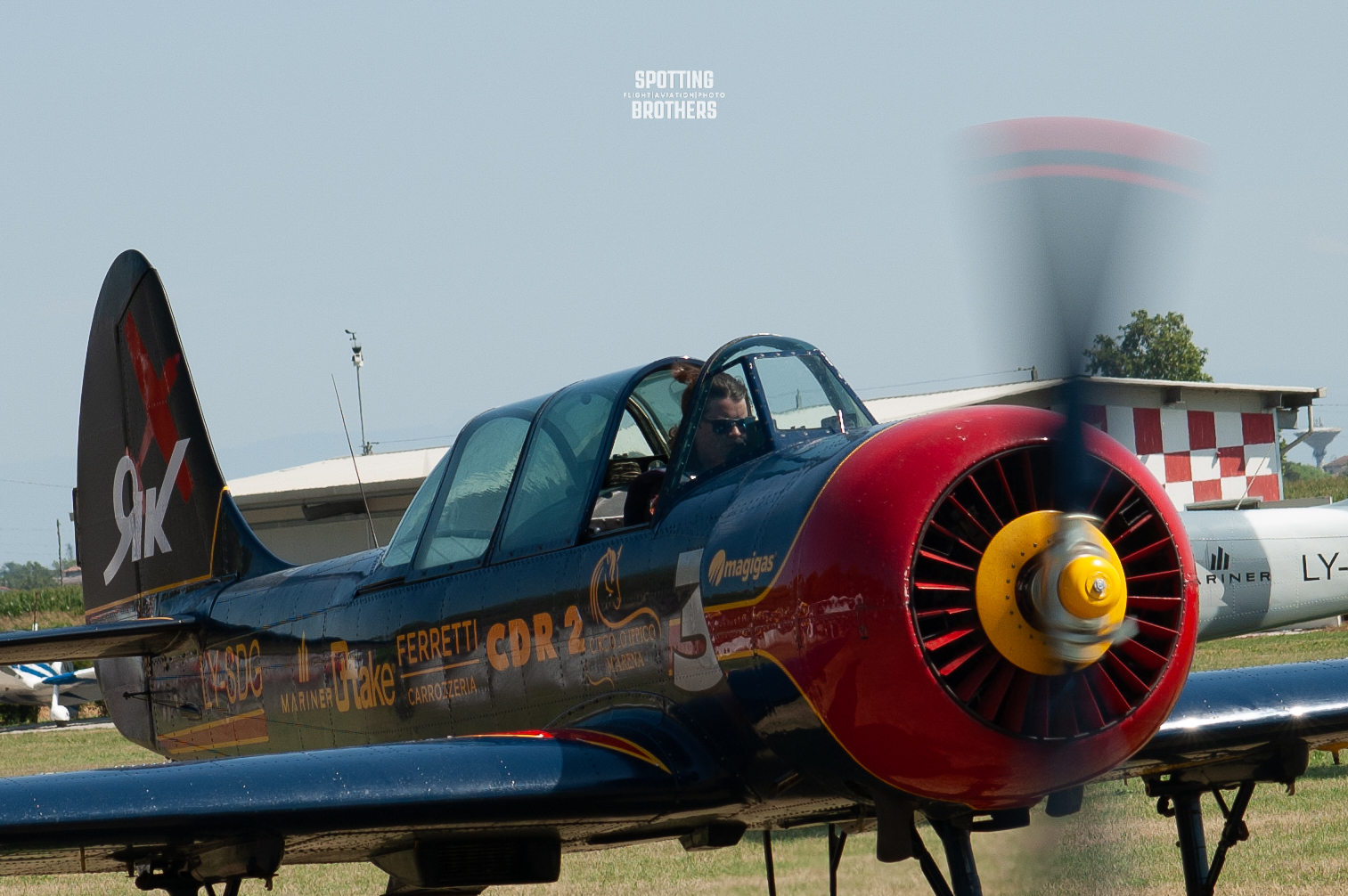 The plane – Yak52